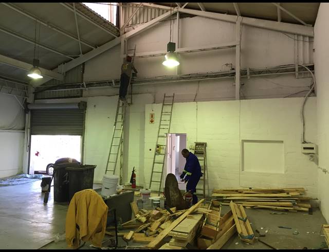 285M² FACTORY RENTED IN DIEP RIVER